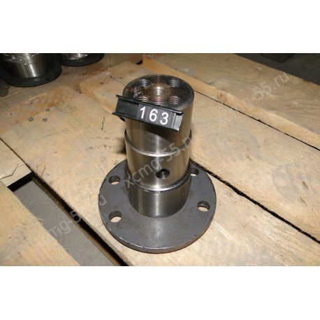 Палец (56*60*68*143, фланец 4 отв) сочленения полурам XCMG ZL30G