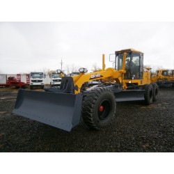 Автогрейдер XCMG GR180